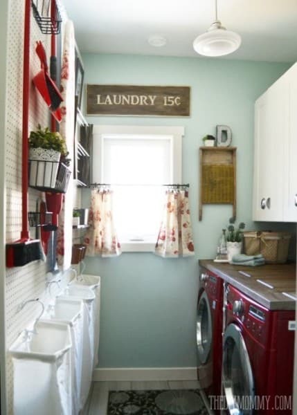 laundry room makeover 1