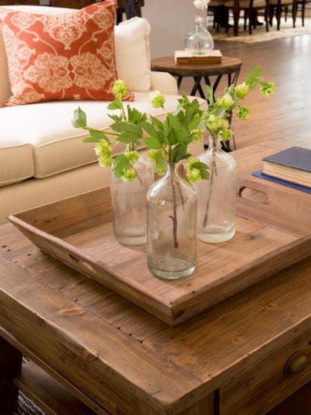 fixer upper photos 1-Room_detail_AFTER_coffee-table_444926-1018671_jpg_rend_hgtvcom_1280_1707