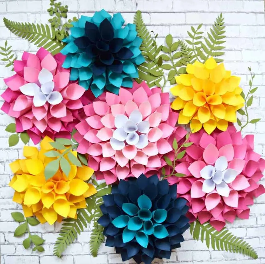 Download Step By Step Easy Giant Paper Dahlia Tutorial