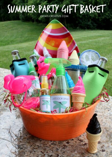 Gift Basket Ideas {How to Make a Gift Basket They'll Love}