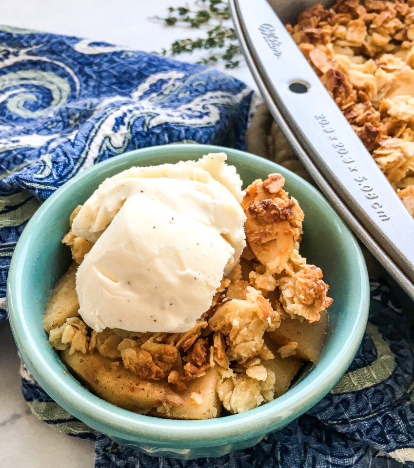 Easy Cinnamon Apple Crisp - Perfect Winter Dessert Recipe!